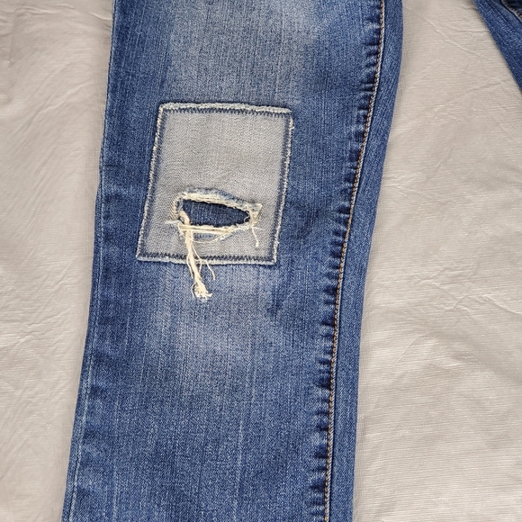 Aeropostale Bayla Skinny Jeans Womens 6 Reg Distressed Knee Patches 30x31 - Picture 4 of 10